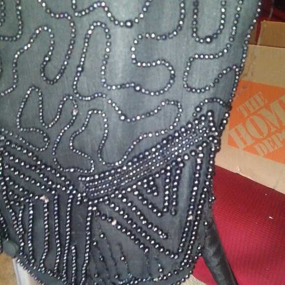 ** Needs repair** Other Destination 100% Silk vest - Picture 5 of 8